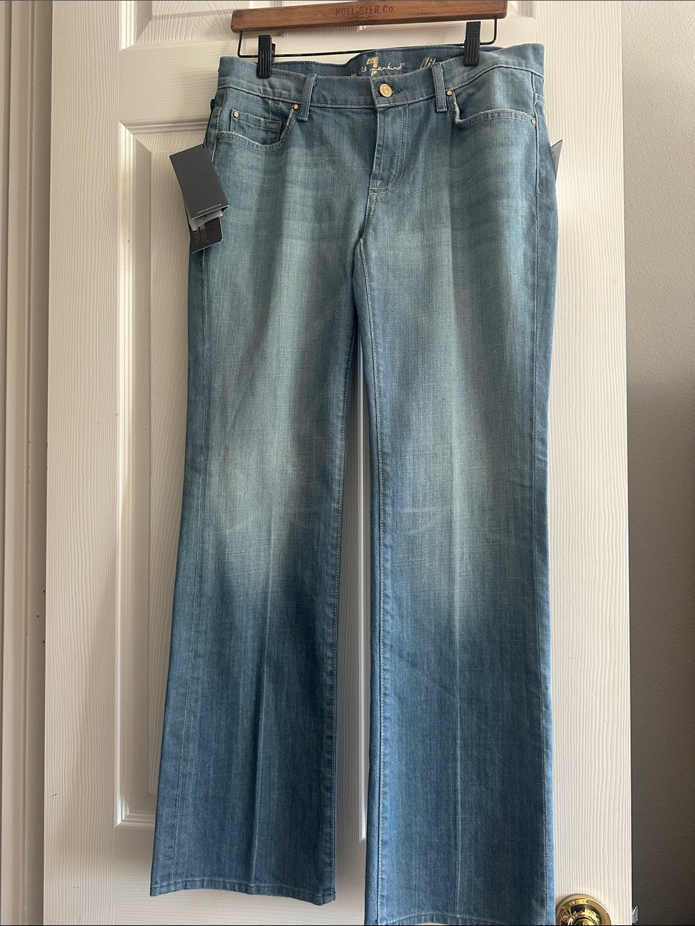 Vintage 7 for All Mankind Flip Flop bootcut jeans. Size 30. New with tags.